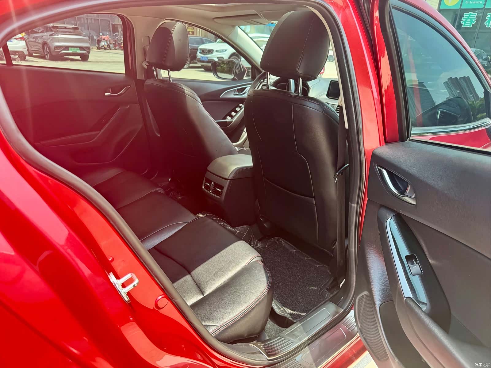 Mazda Mazda3, 2017 13