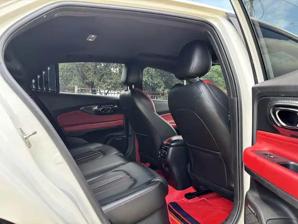 Trumpchi Shadow Leopard