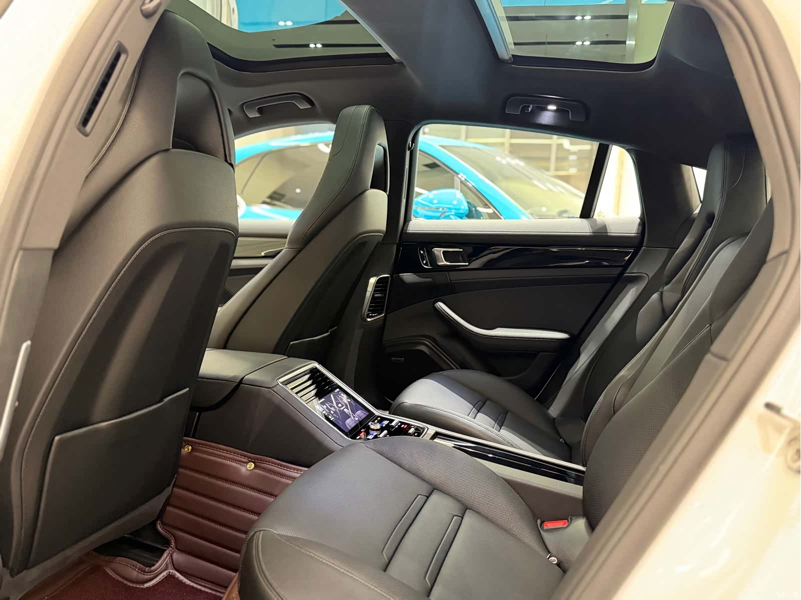 Porsche Panamera, 2018 14