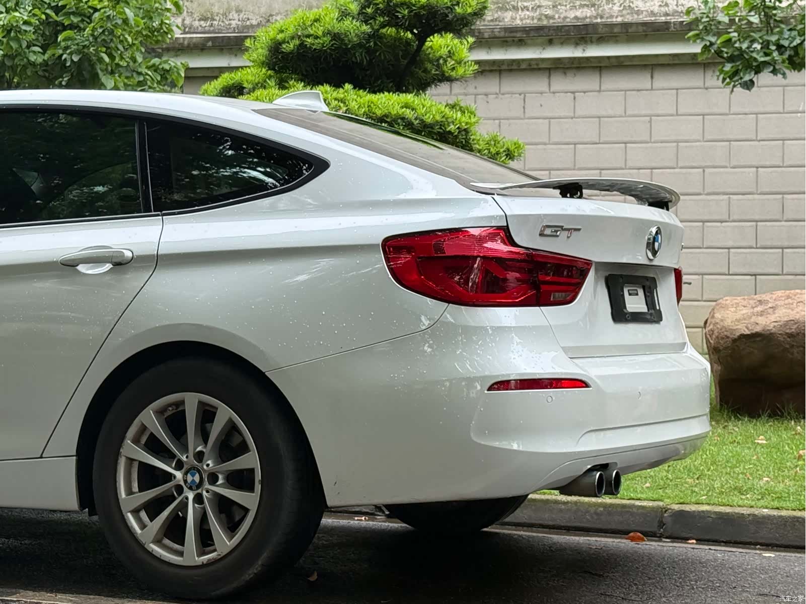 BMW 3 Series, 2017 все фото