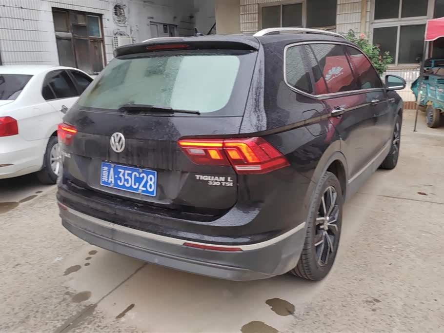 Volkswagen Tiguan L