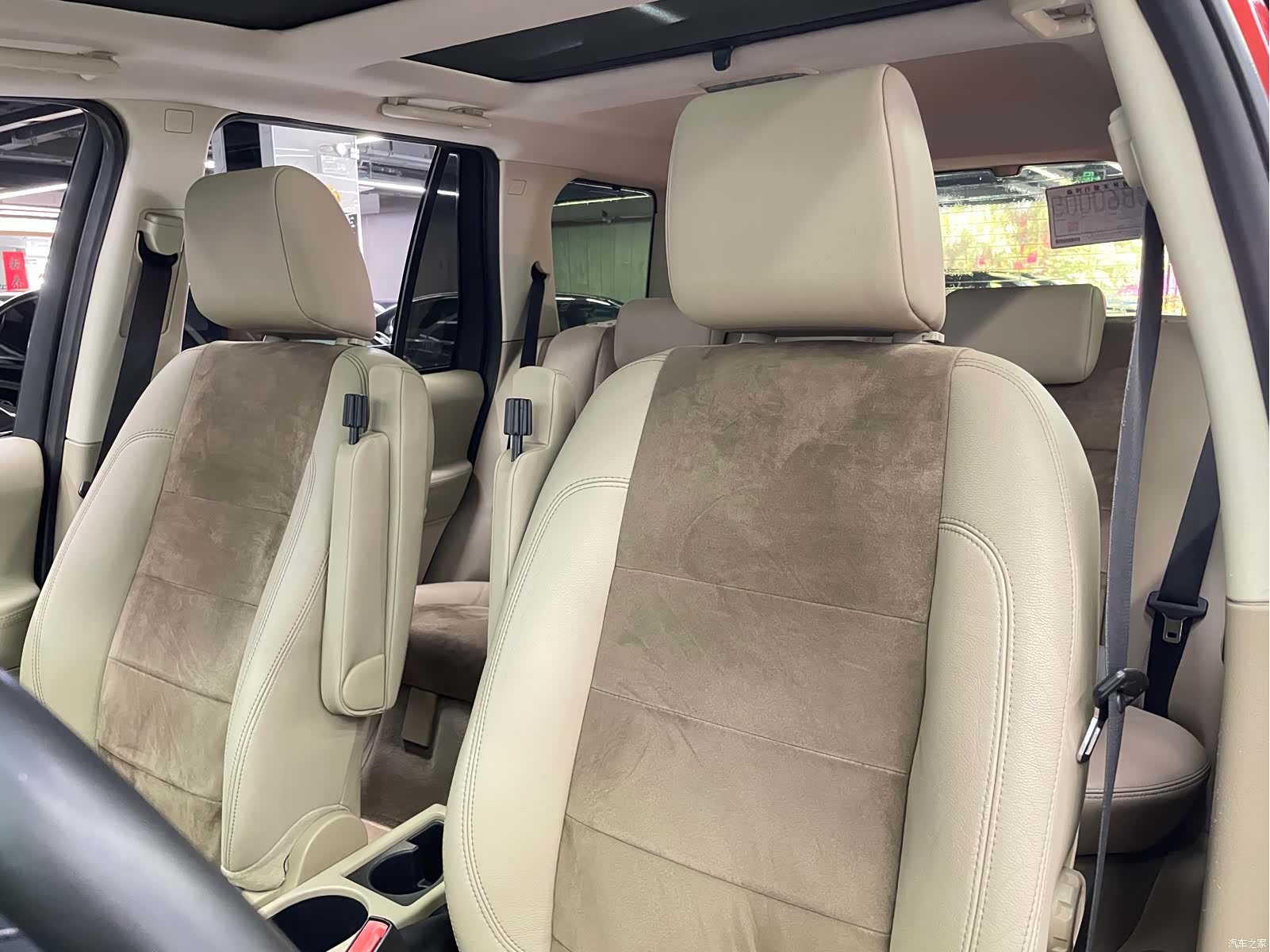 Land Rover 2, 2011 31