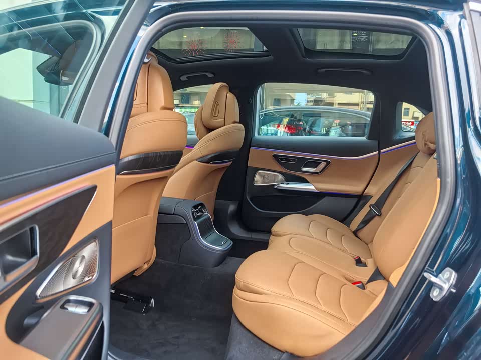 Mercedes-Benz E-class Mercedes-Benz E-class