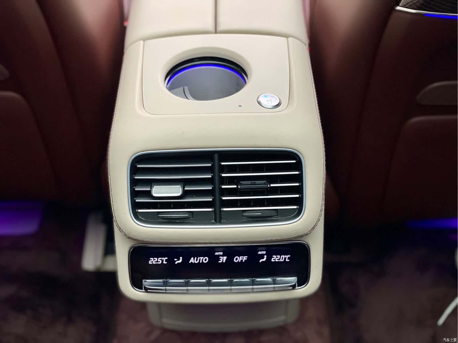 Maybach GLS, 2022 24