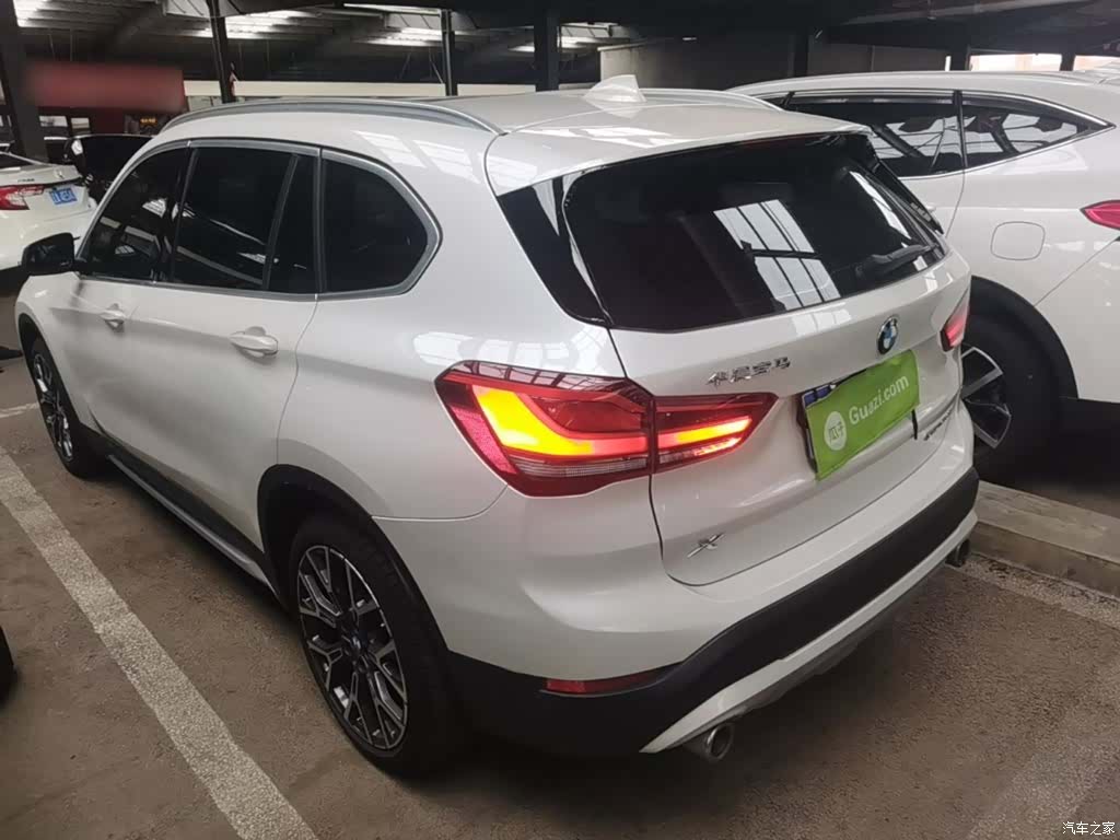 BMW X1, 2020 все фото