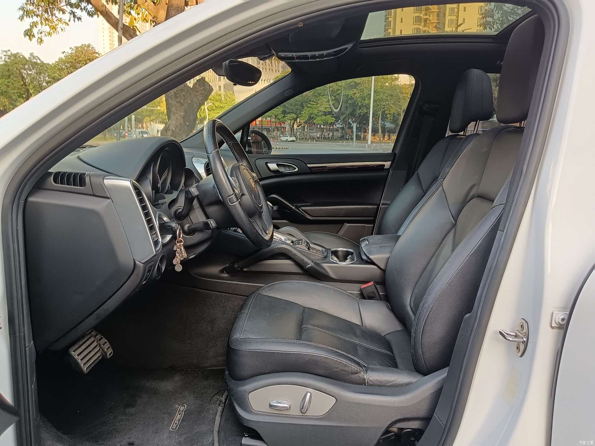 Porsche Cayenne, 2012 8