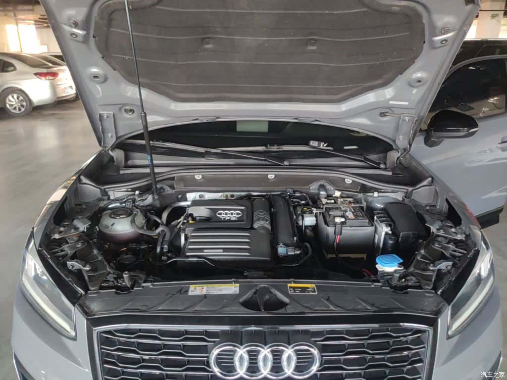 Audi Q2L, 2021 20