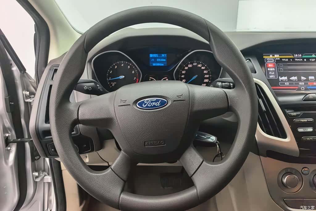 Ford Focus, 2013 15