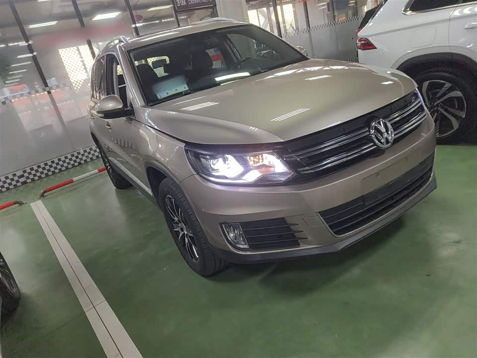Volkswagen Tiguan