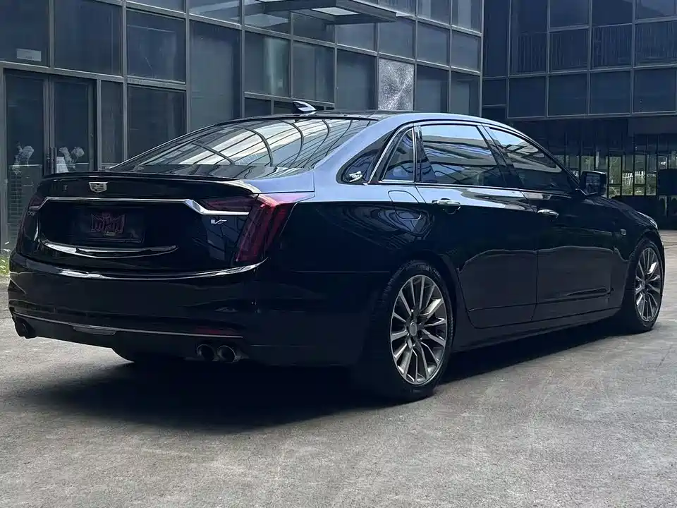 Cadillac CT6