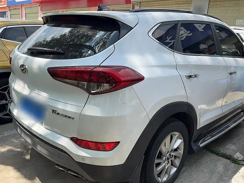 Hyundai Tucson