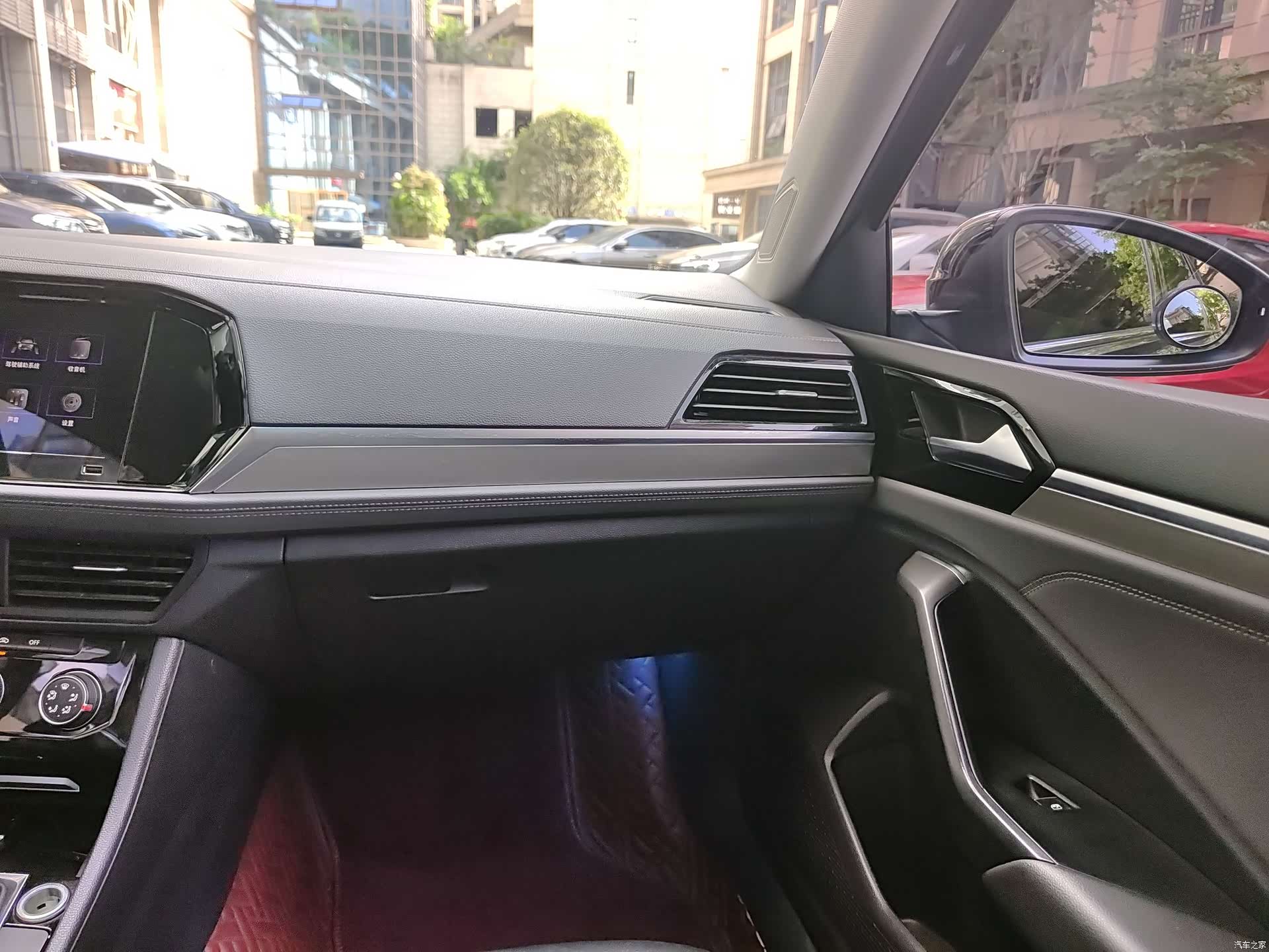 Volkswagen Sagitar, 2021 10