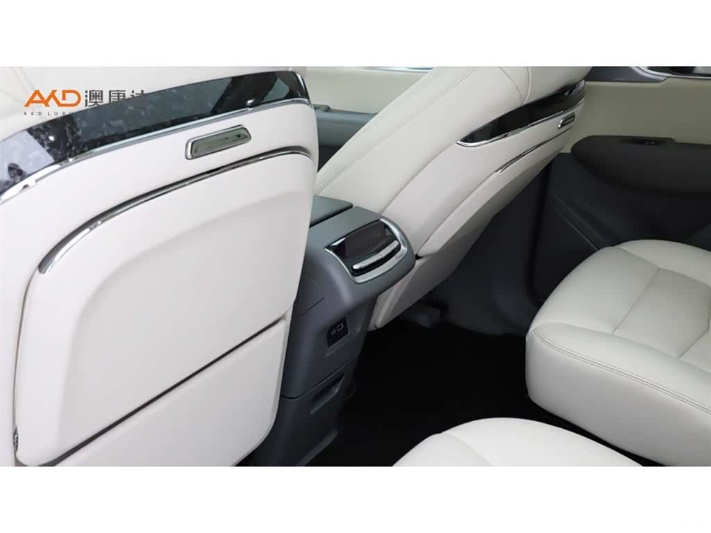 Cadillac XT6, 2023 10