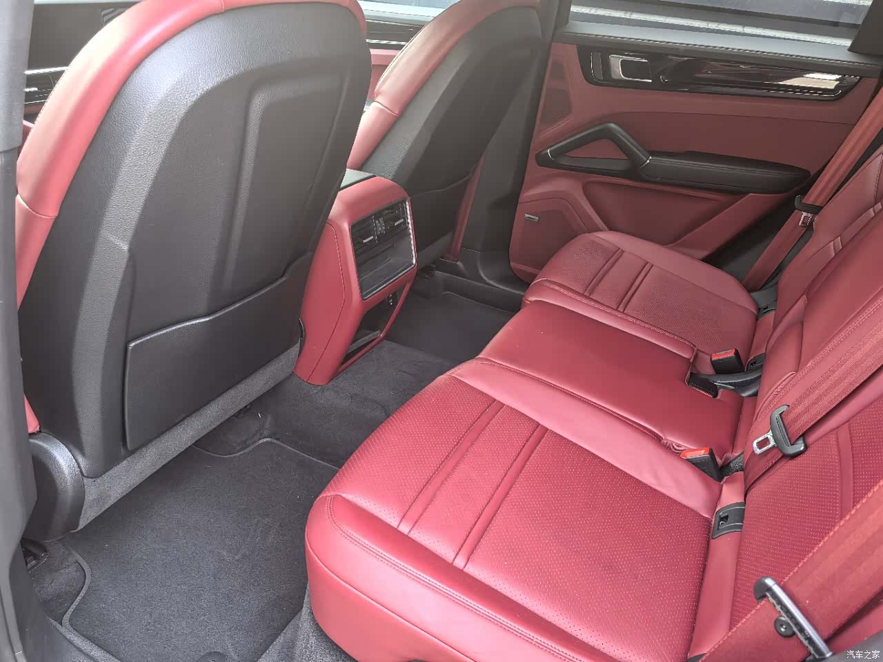 Porsche Cayenne, 2022 13