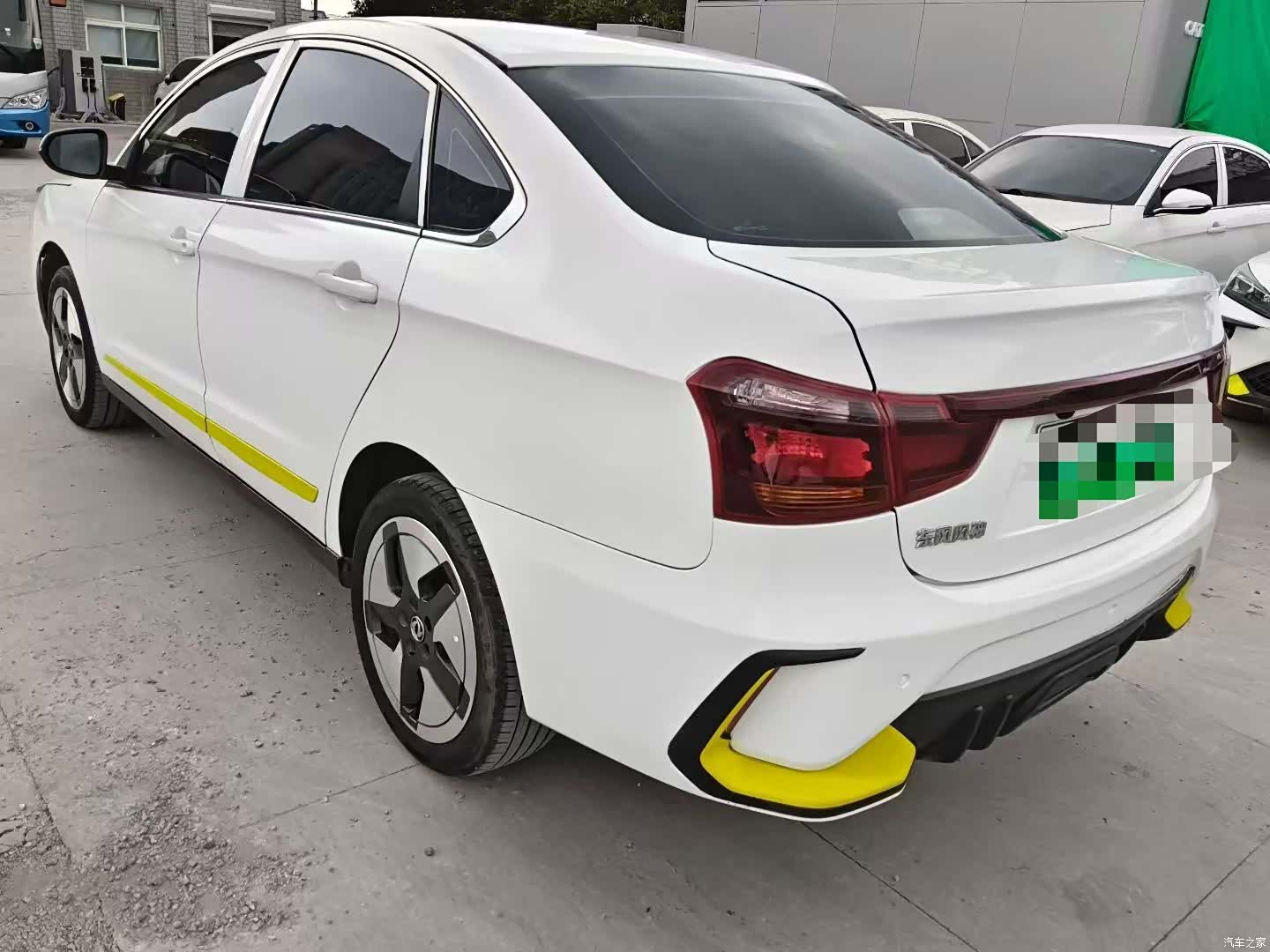 DongFeng E70, 2023 9