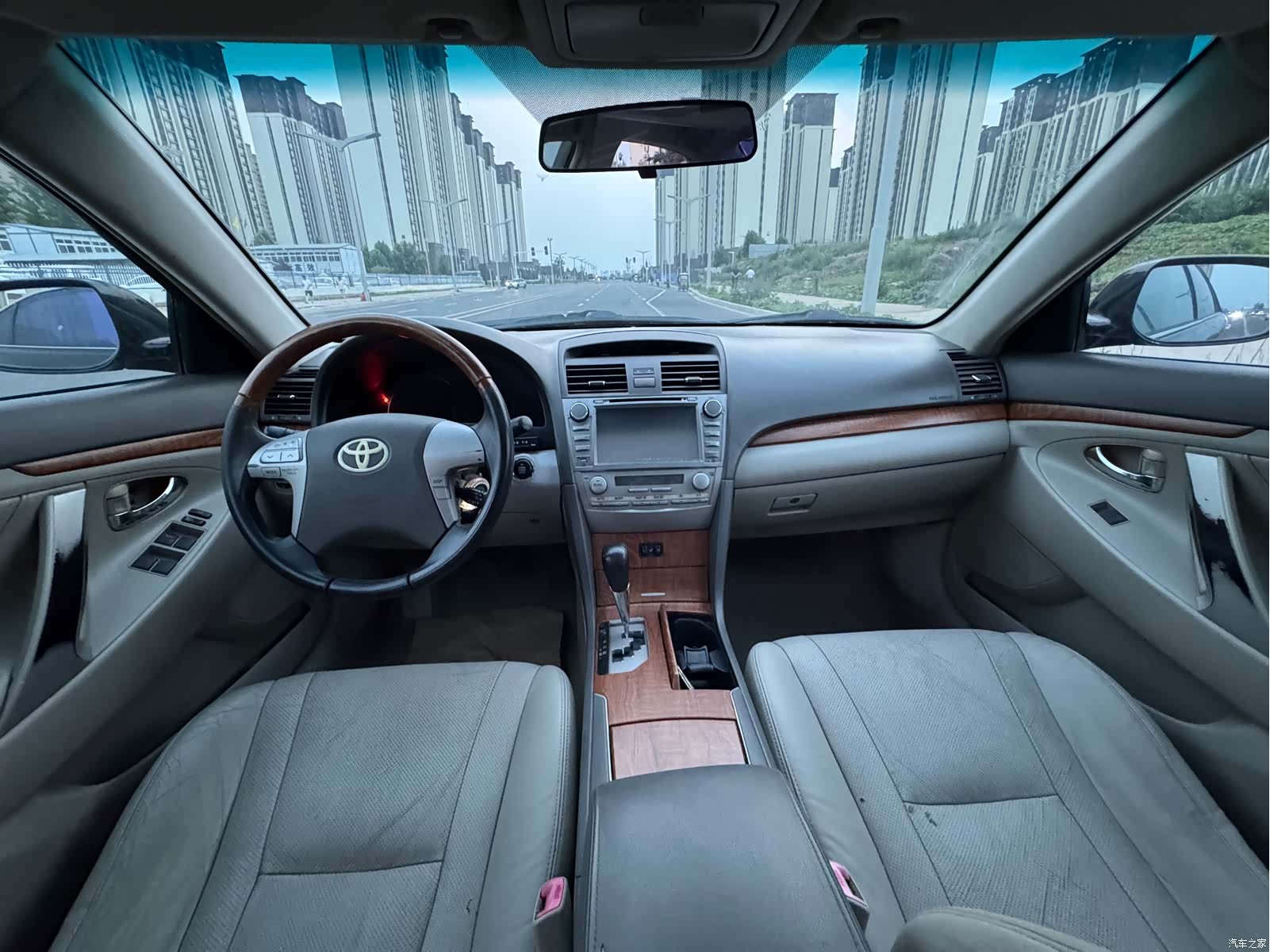 Toyota Camry, 2011 9