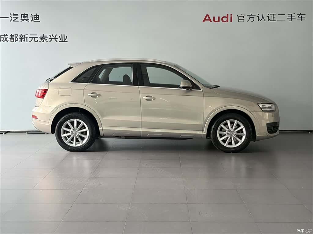 Audi Q3, 2013 3