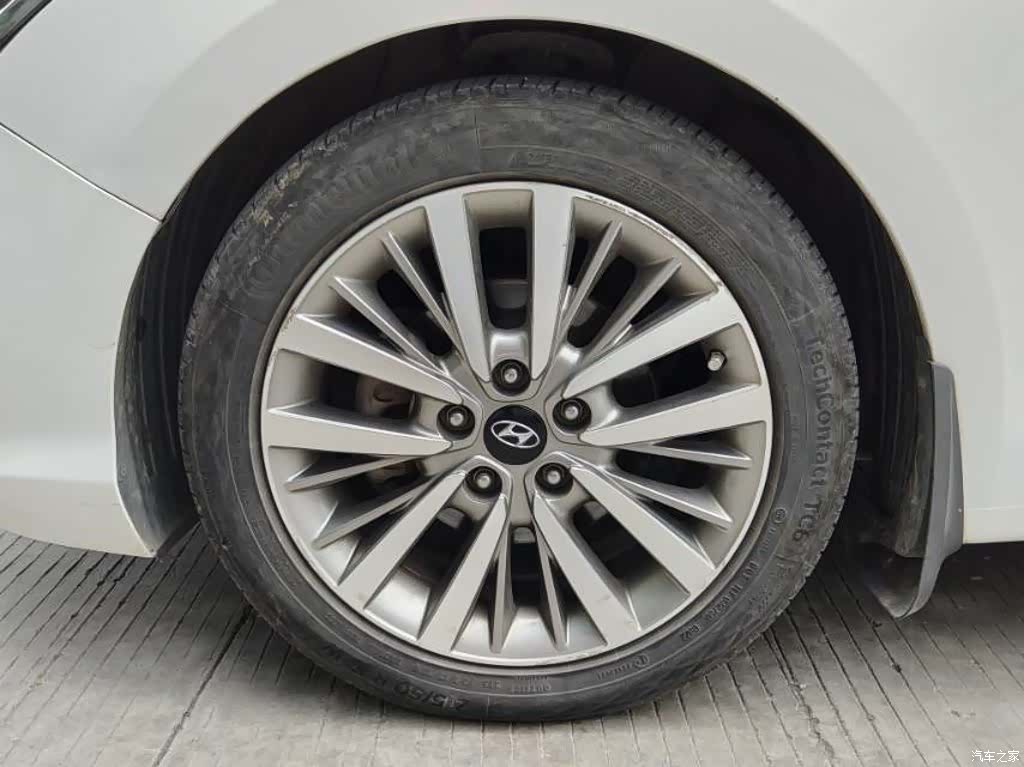 Hyundai GLS, 2018 9