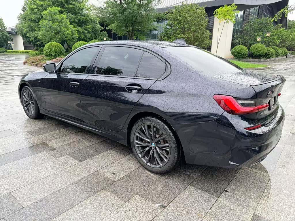 BMW 3 Series, 2022 все фото