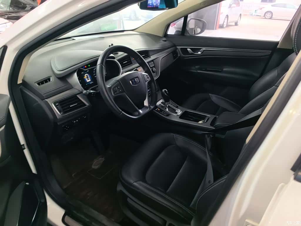 Geely Emgrand, 2016 15