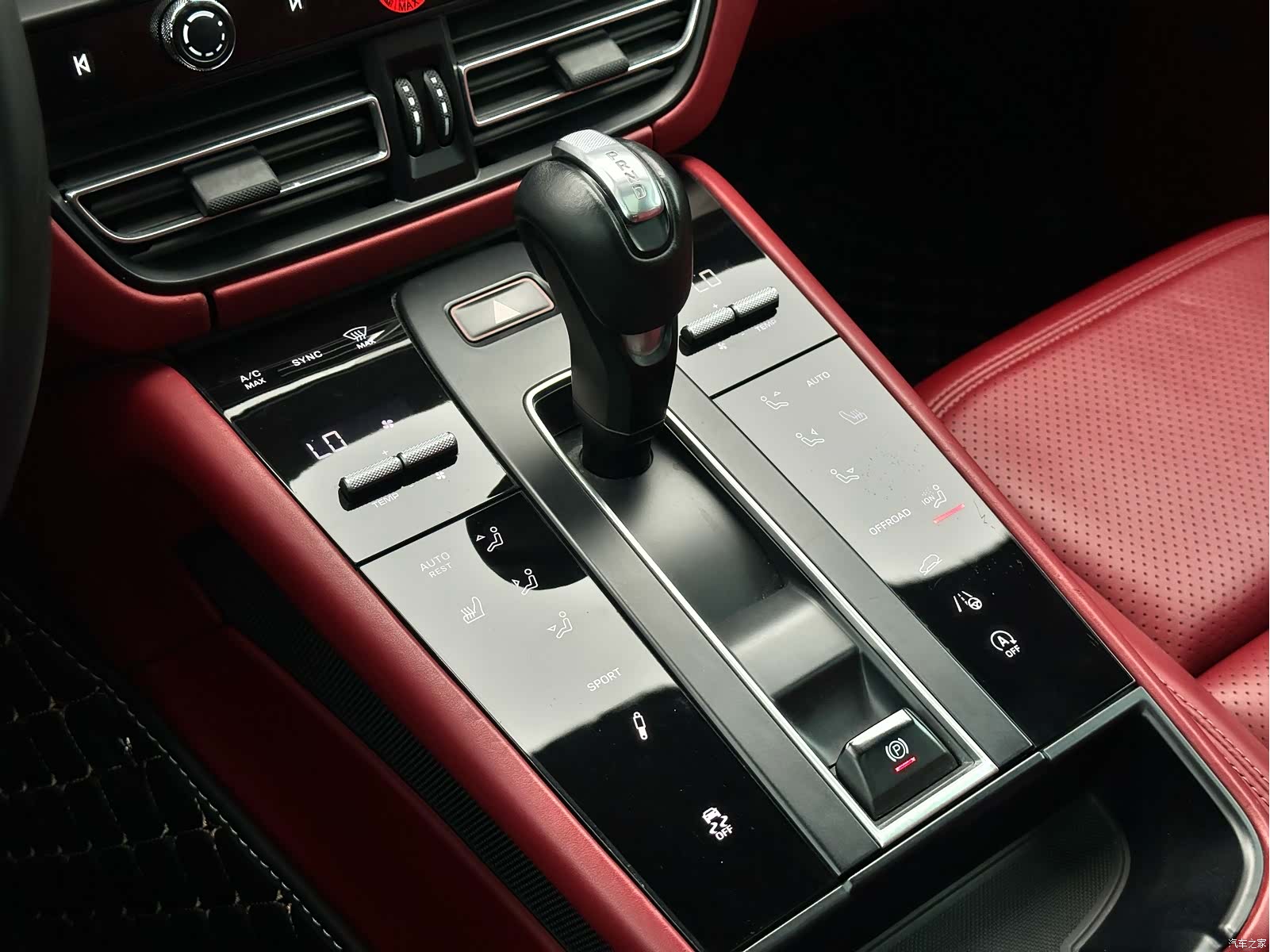 Porsche Macan, 2024 17