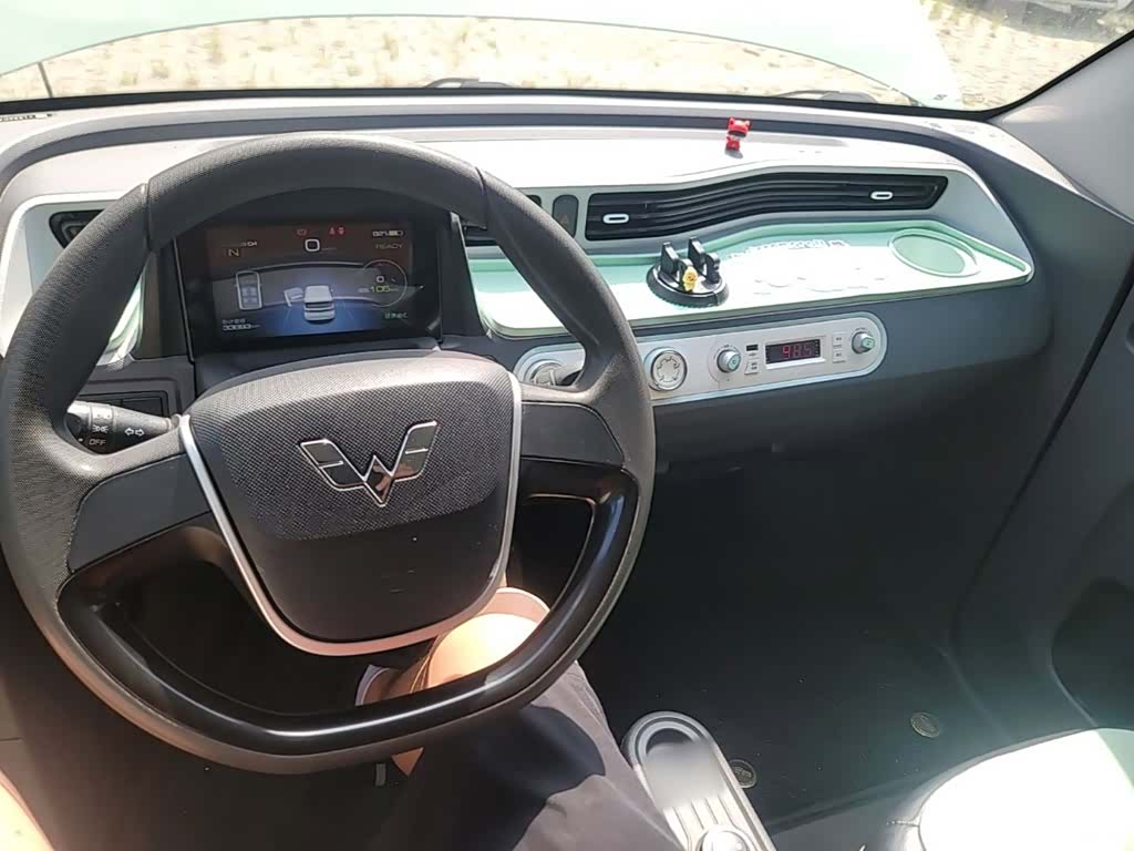 Wuling MINIEV, 2022 10