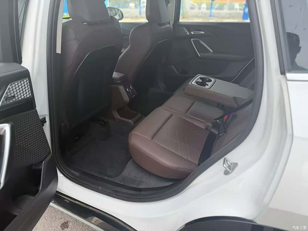 BMW X1, 2025 15