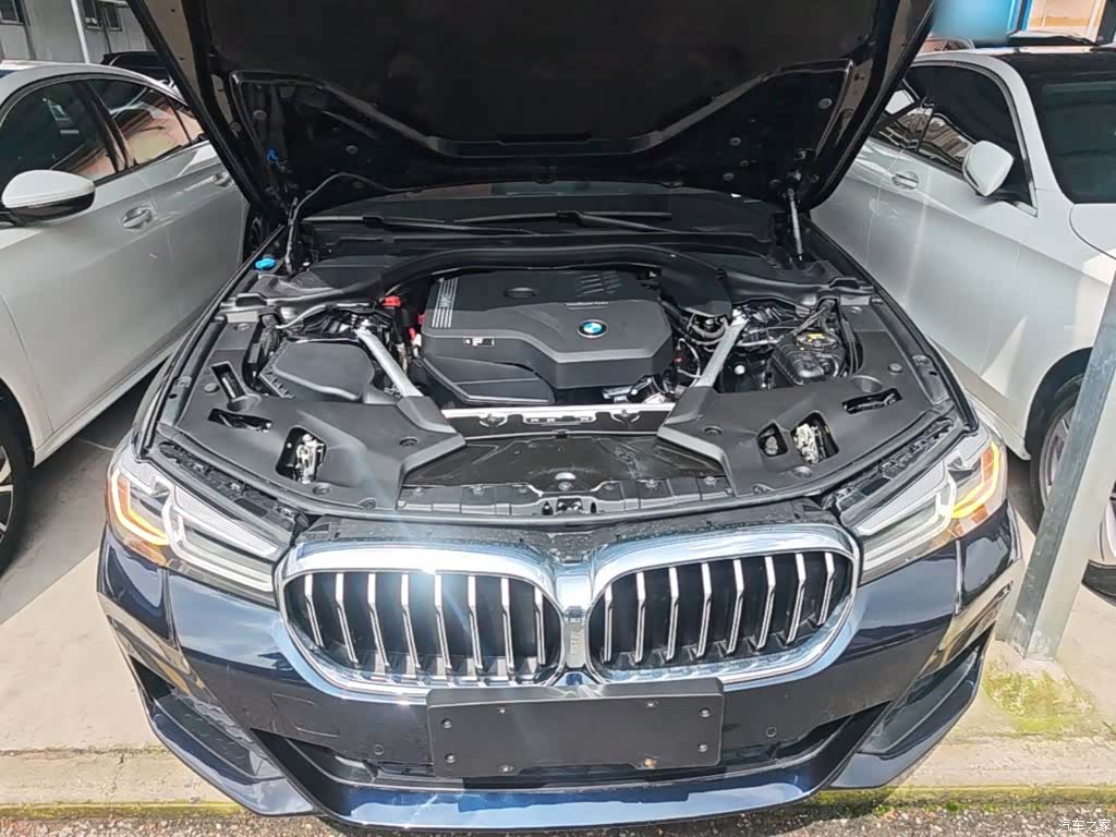 BMW 5 Series, 2023 16