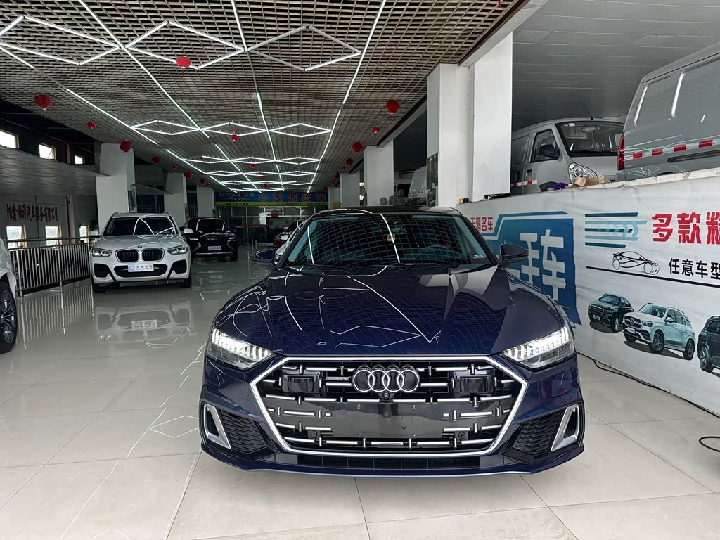 Audi A7L 2024 45TFSI quattro S-line