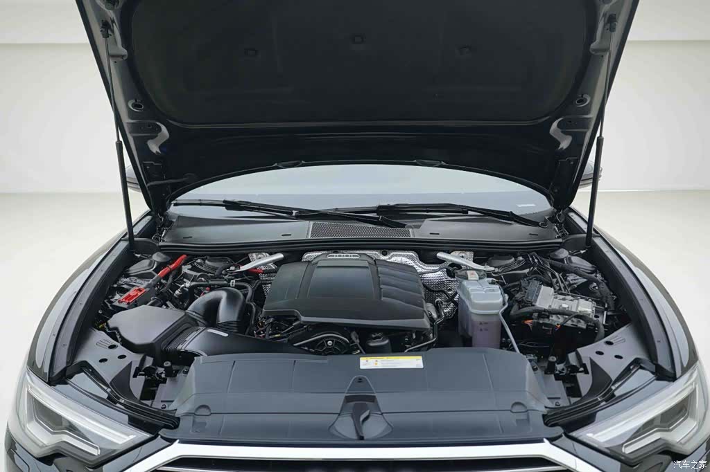 Audi A6L, 2021 7