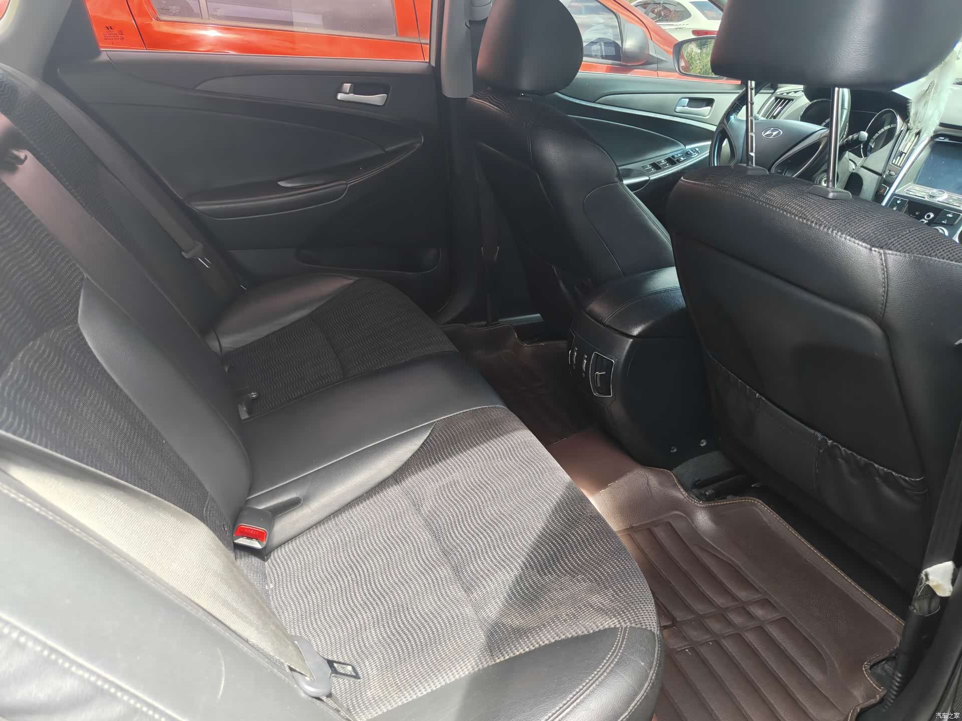 Hyundai Sonata, 2014 все фото