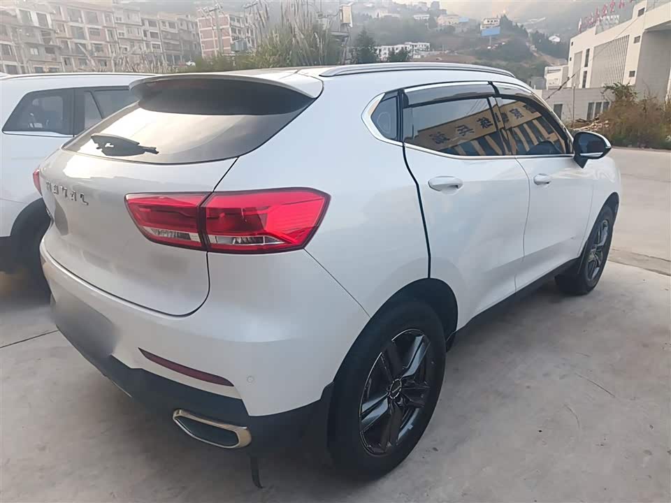 Haval F5