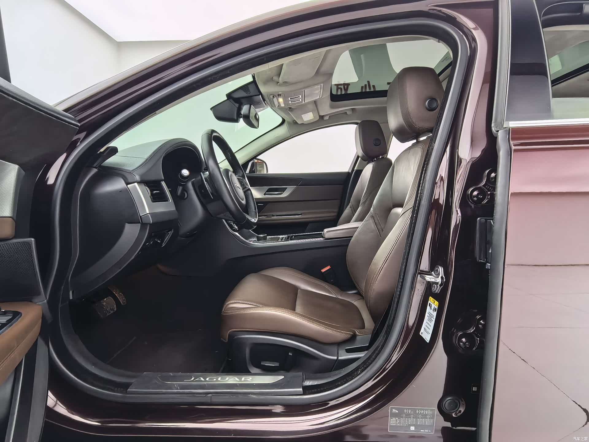 Land Rover XFL, 2017 17