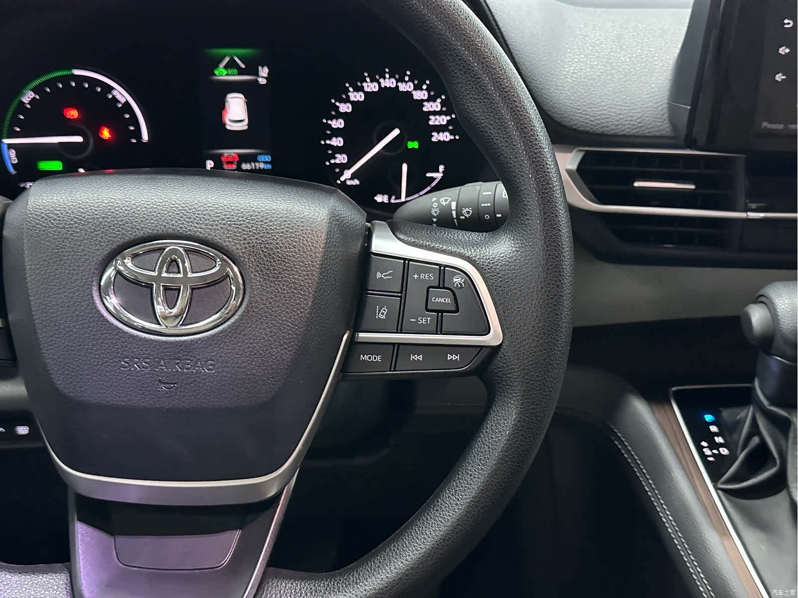 Toyota Sienna, 2023 17