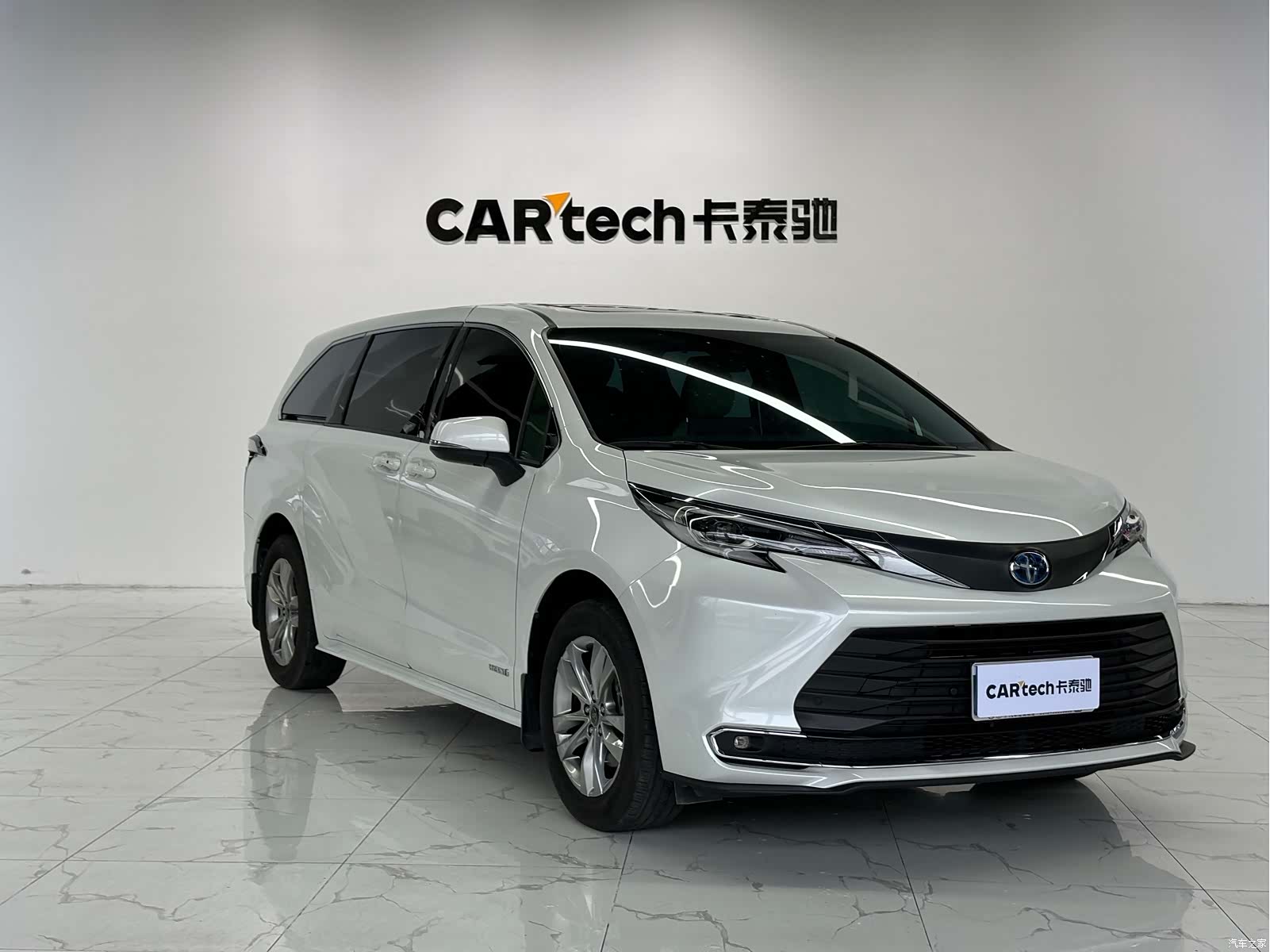 Toyota Sienna, 2023 3