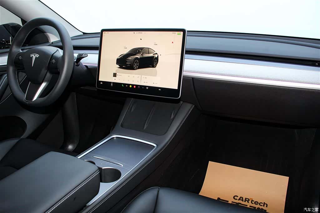 Tesla Model Y, 2024 23