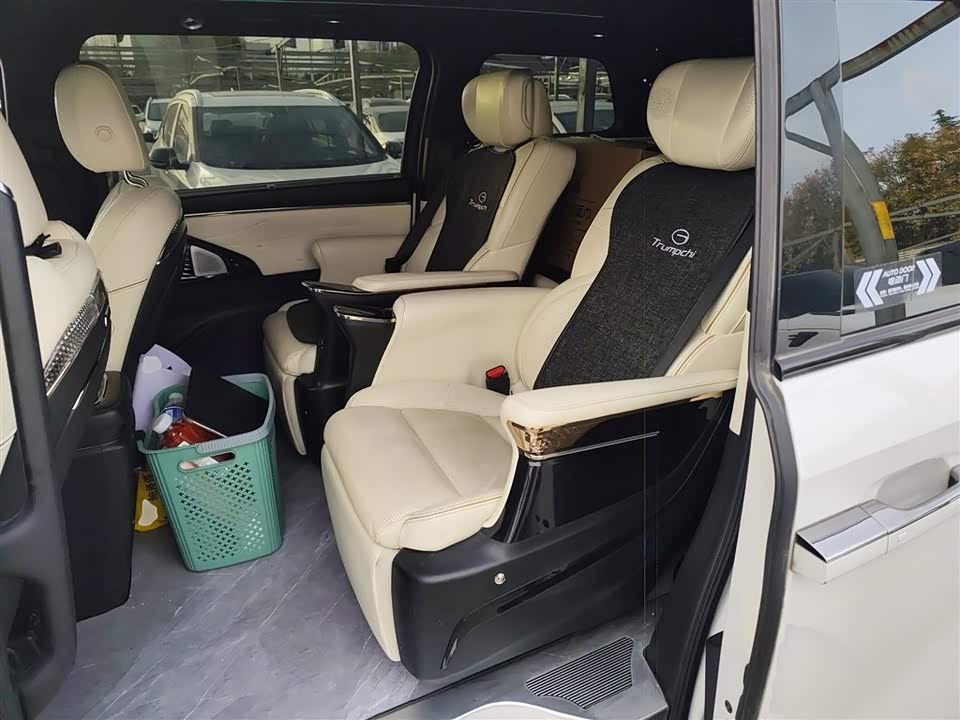 Trumpchi Trumpchi M8