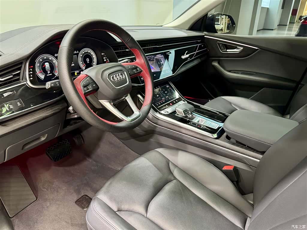 Audi Q8, 2024 25