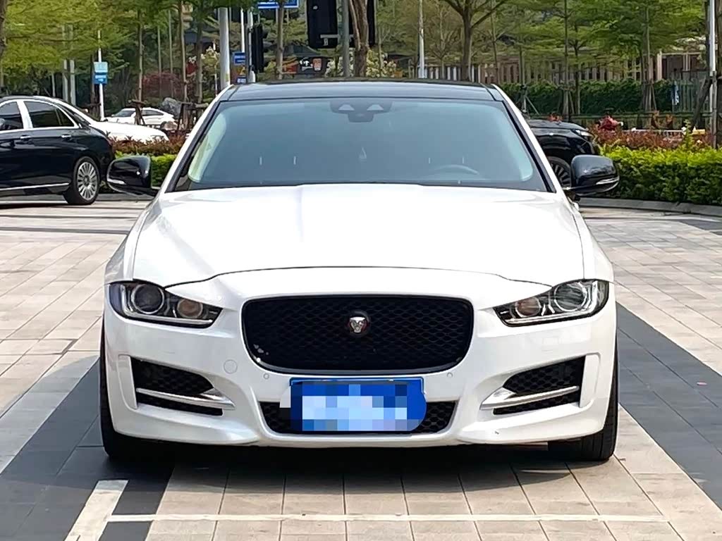 Jaguar XE 2017 2.0T 240PS R-Sport