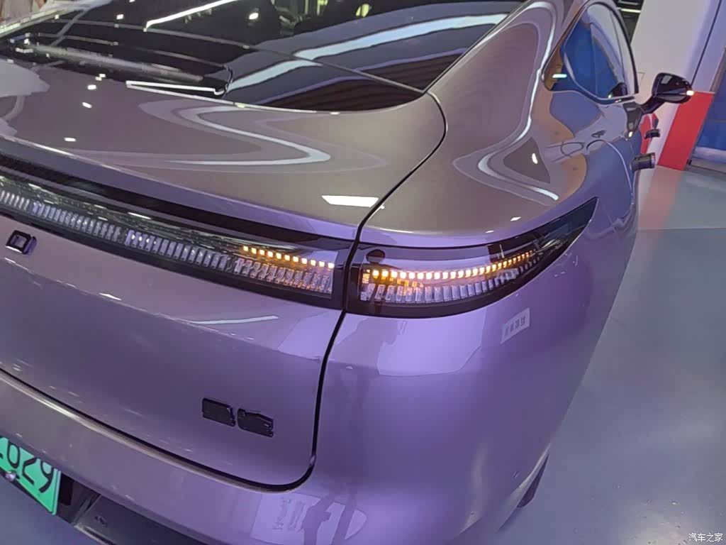 Exeed ES, 2025 8