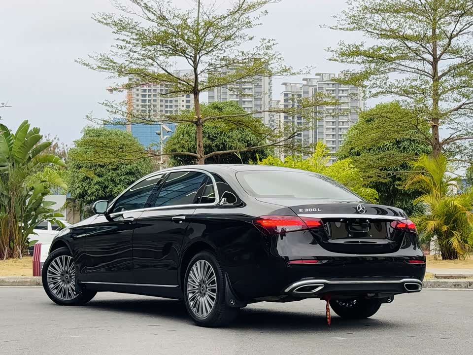 Mercedes-Benz E-class Mercedes-Benz E-class