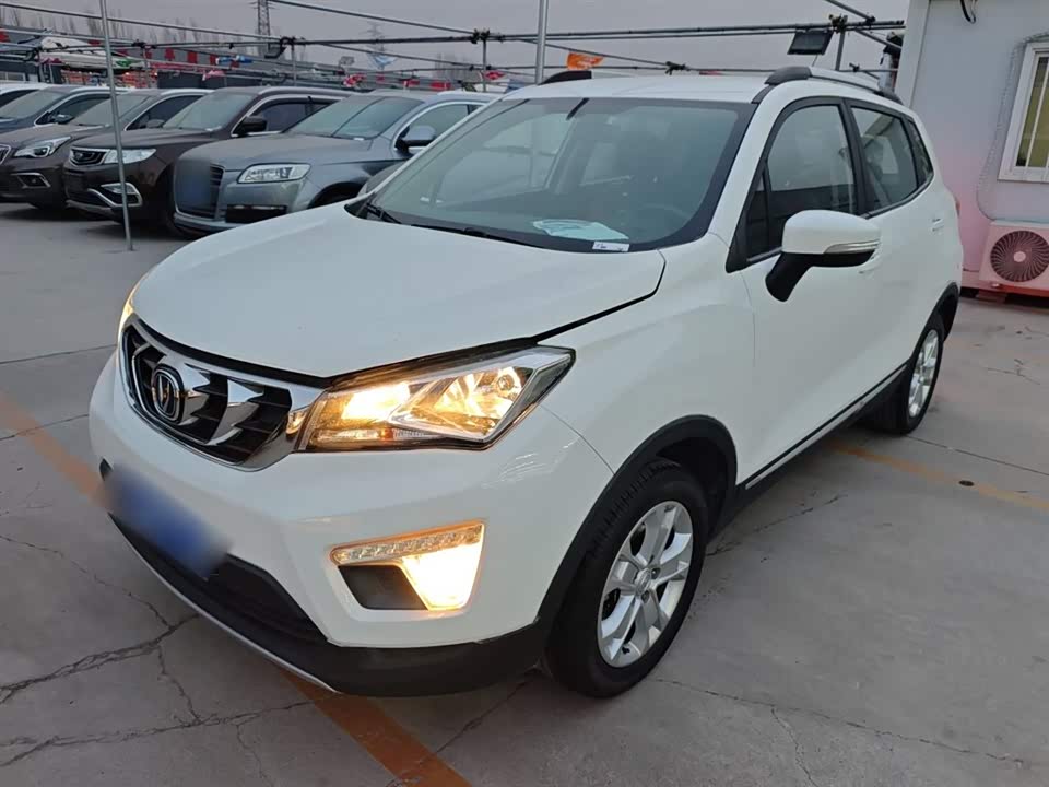 Changan CS15