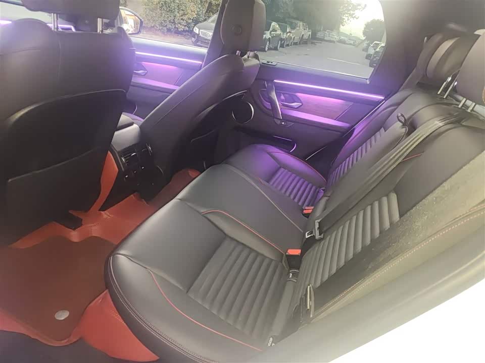 Land Rover Discover sports