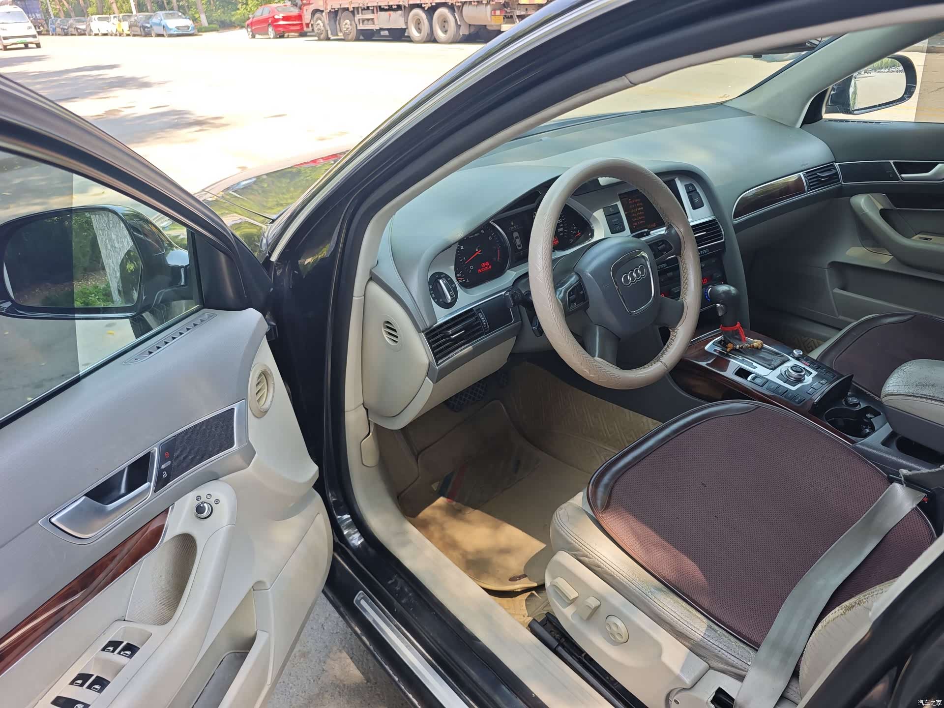 Audi A6L, 2009 7