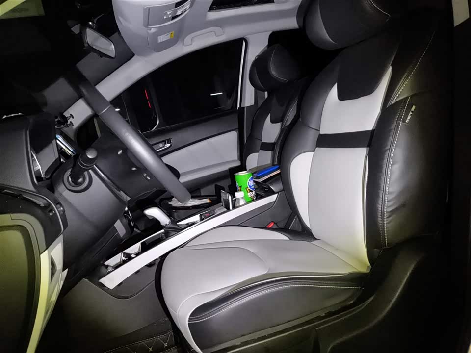 Luxgen Excellent 6 SUV