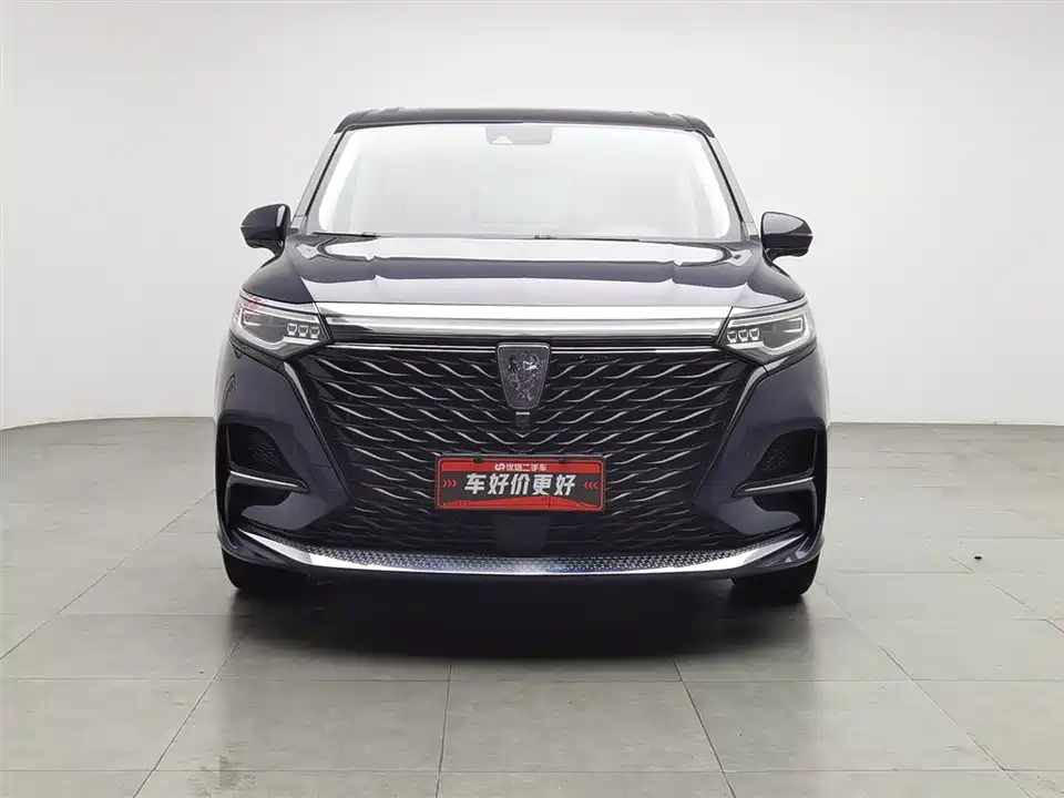 Roewe iMAX8
