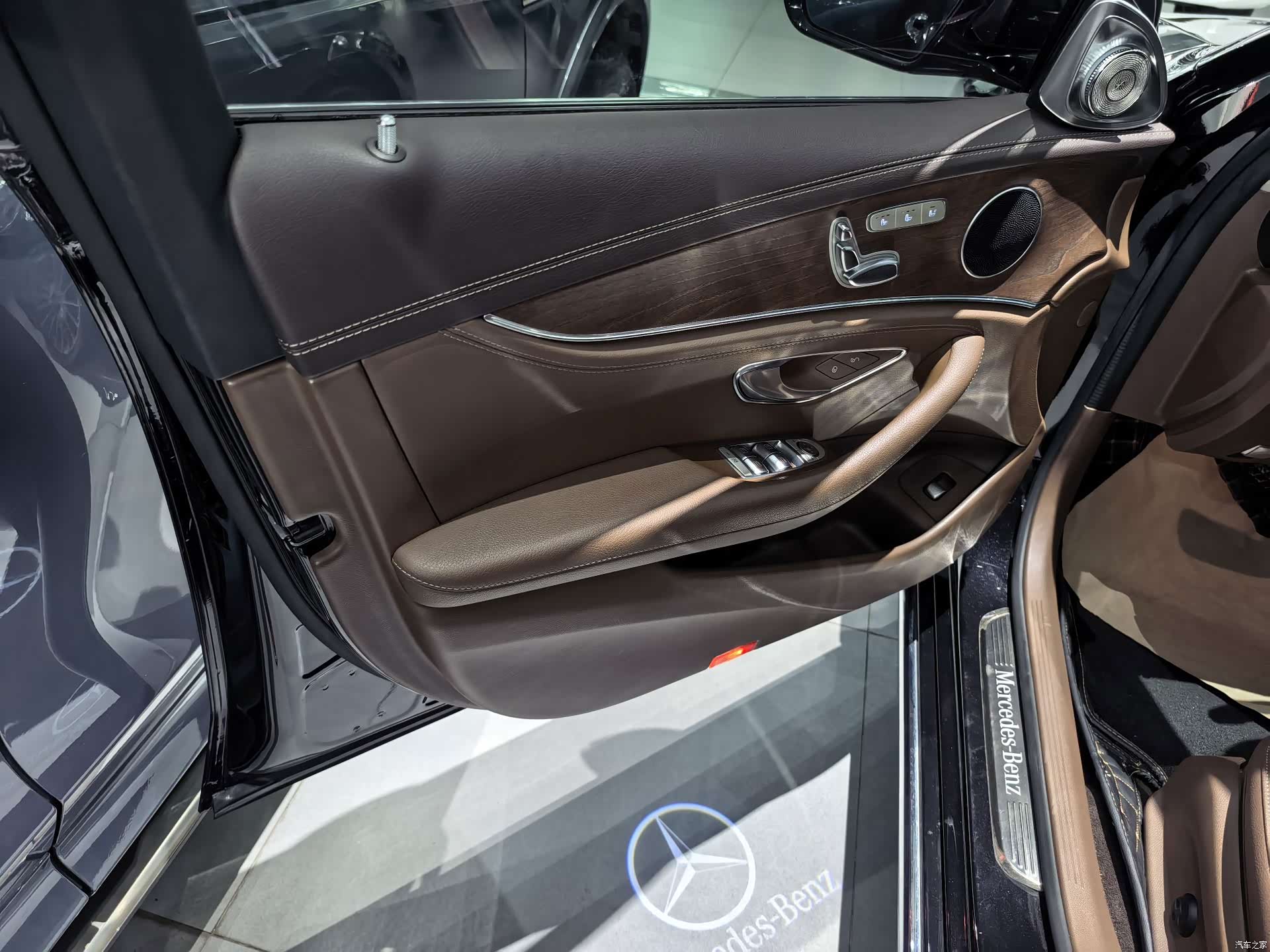 Mercedes-Benz E-Class, 2023 7
