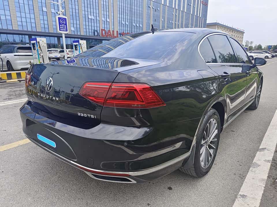 Volkswagen Magotan