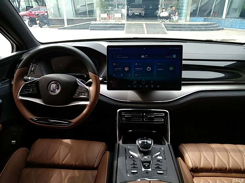 BYD Tang, 2022 10