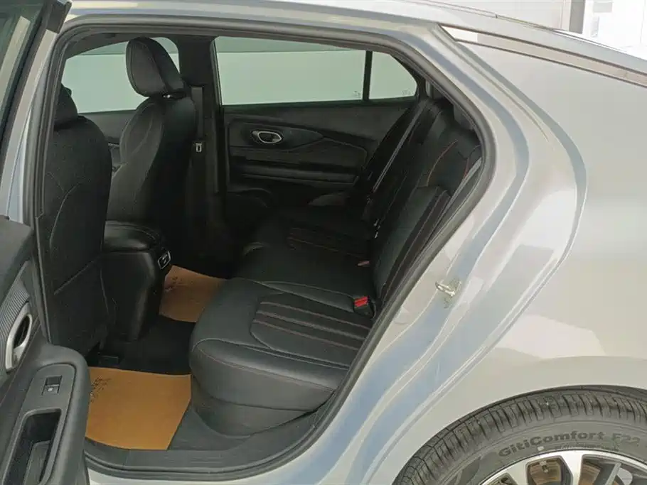 Trumpchi Shadow Leopard